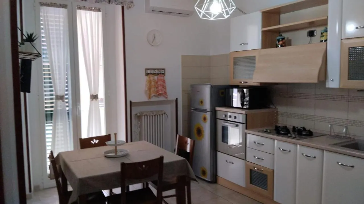 La Casa Di Elisa Apartment Bari