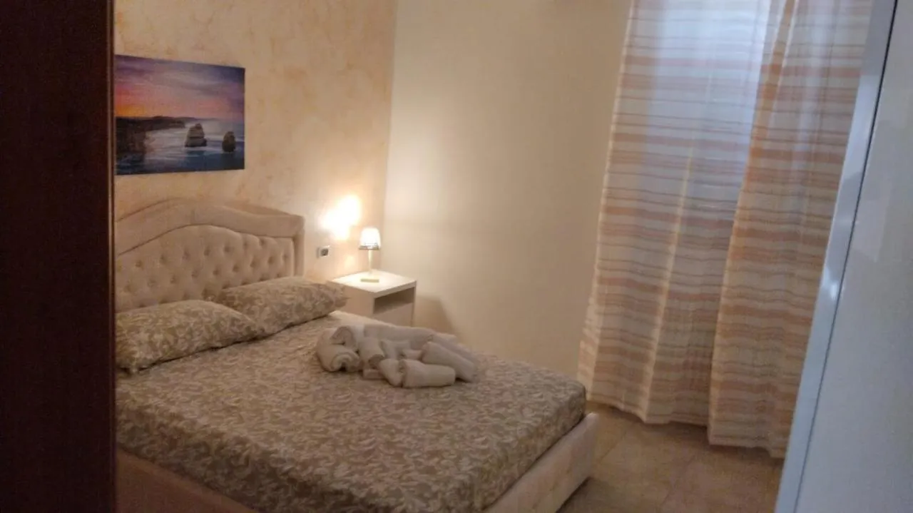 La Casa Di Elisa Apartment Bari 0*,  Italy